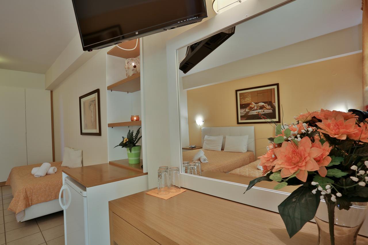 Hotel Ilion Paralia Katerinis Ngoại thất bức ảnh